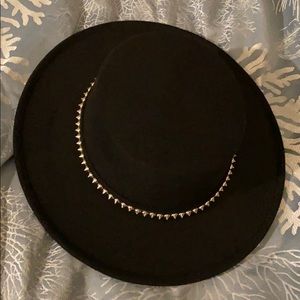 Black felt hat